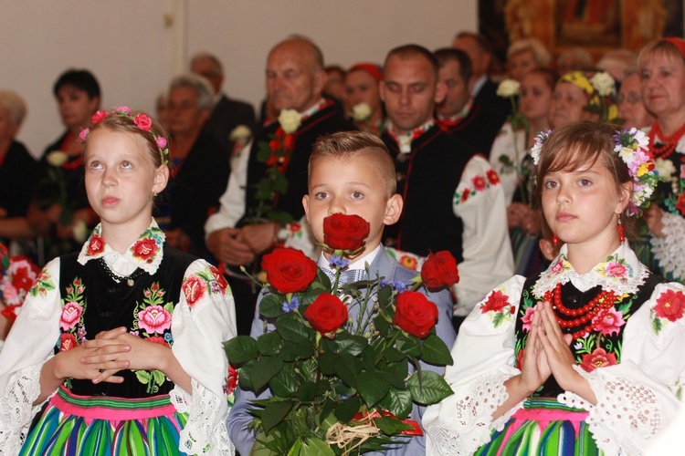 Powitanie ikony MB Częstochowskiej w katedrze łowickiej