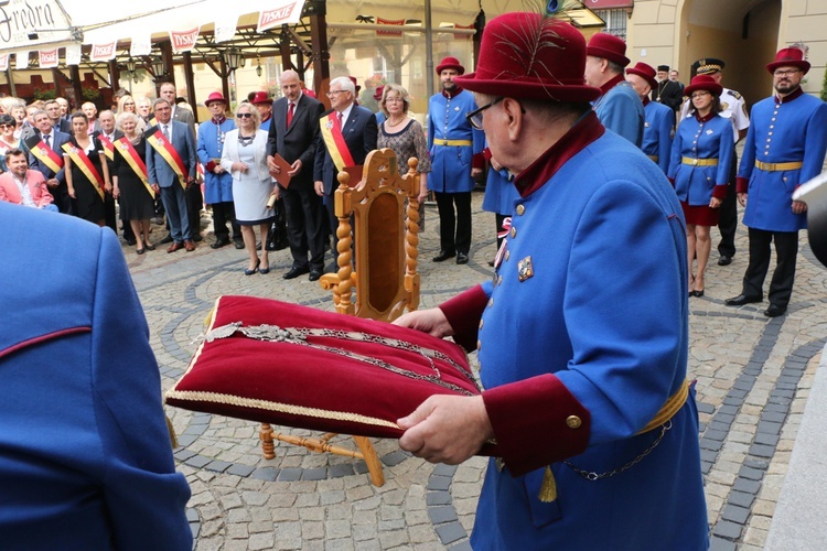 Święto Wrocławia - pochód i uroczysta sesja rady miasta