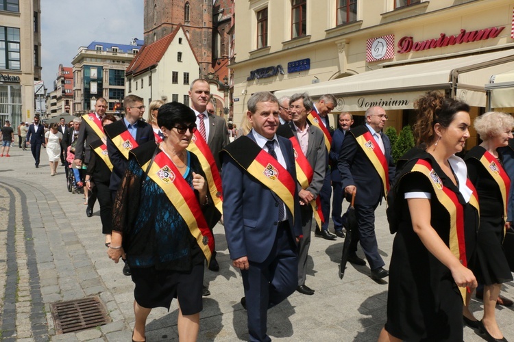 Święto Wrocławia - pochód i uroczysta sesja rady miasta