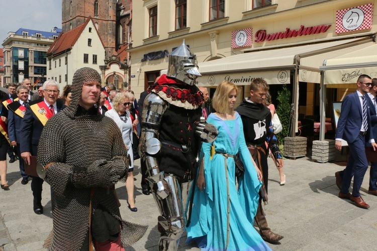 Święto Wrocławia - pochód i uroczysta sesja rady miasta