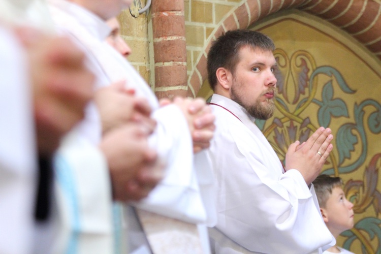 Służba liturgiczna ołtarza w Gietrzwałdzie