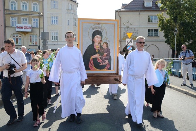 Matka Boża Opolska na ulicach miasta