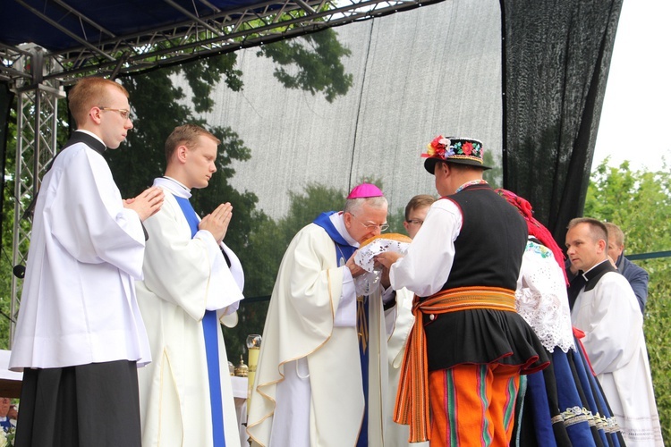 Pożegnanie ikony MB Częstochowskiej w diecezji łowickiej cz. I