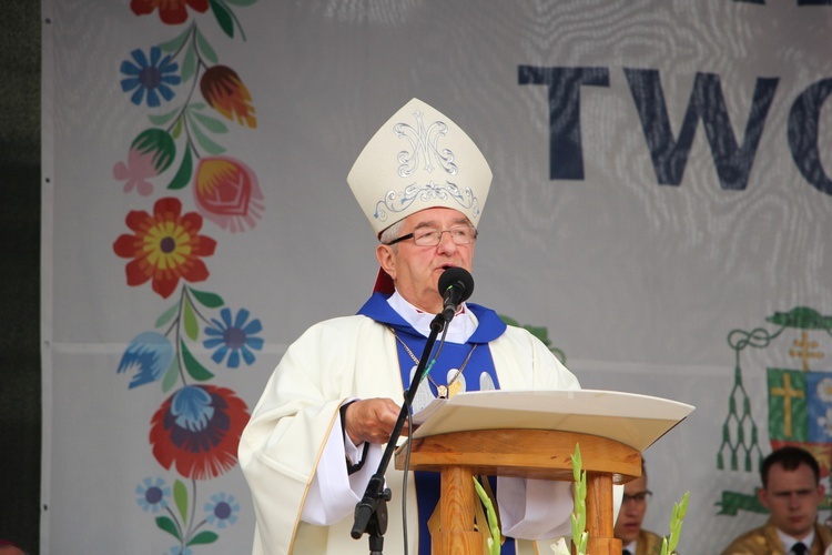 Pożegnanie ikony MB Częstochowskiej w diecezji łowickiej cz. I