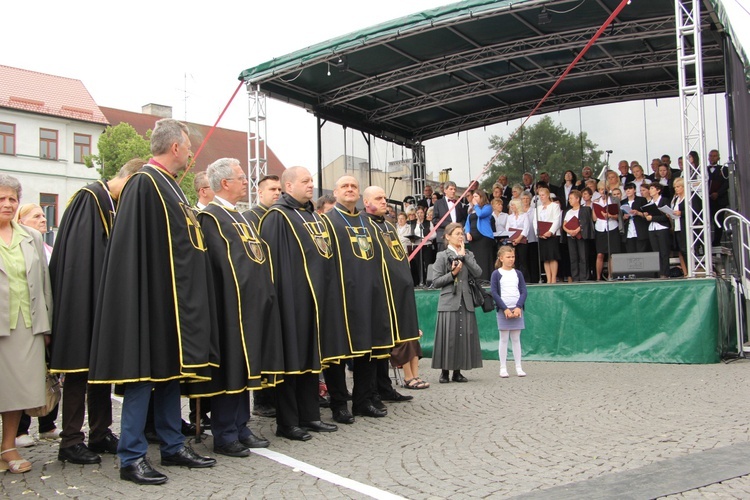 Pożegnanie ikony MB Częstochowskiej w diecezji łowickiej cz. I