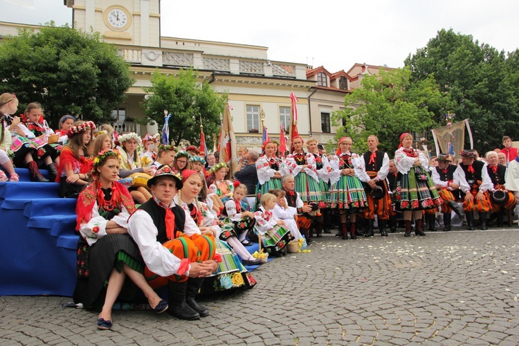 Pożegnanie ikony MB Częstochowskiej w diecezji łowickiej cz. I