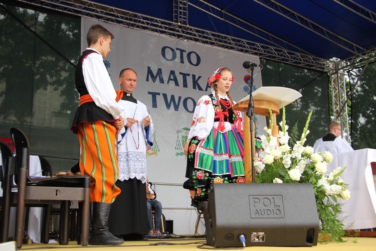 Pożegnanie ikony MB Częstochowskiej w diecezji łowickiej cz. I