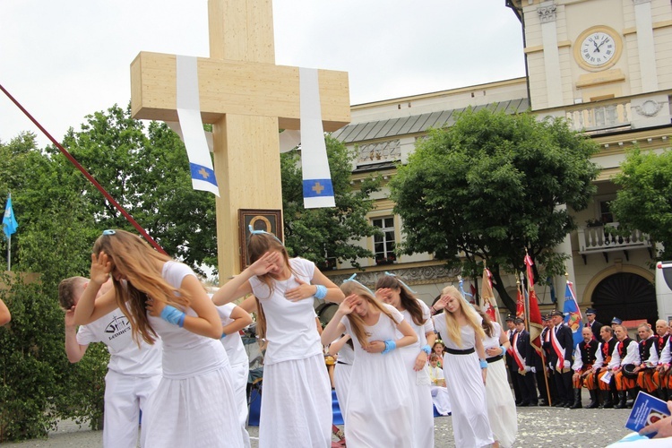 Pożegnanie ikony MB Częstochowskiej w diecezji łowickiej cz. I