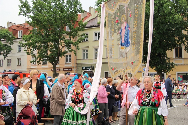 Pożegnanie ikony MB Częstochowskiej w diecezji łowickiej cz. I