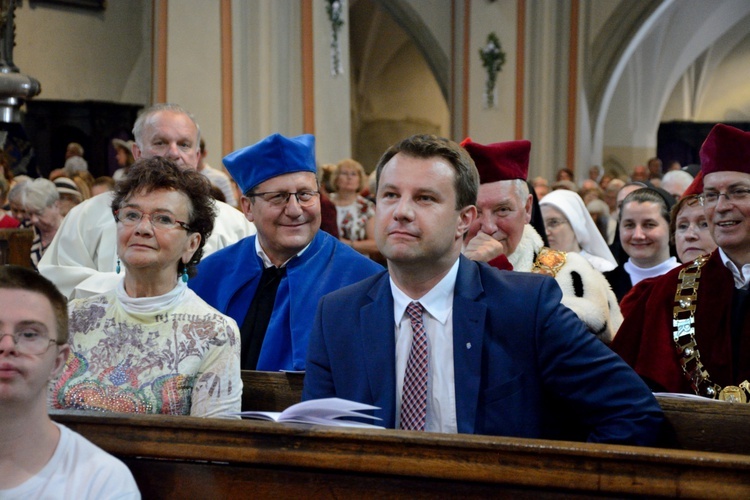 Zawierzenie Opola Matce Bożej