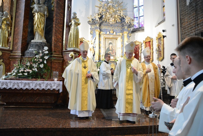 Zawierzenie Opola Matce Bożej