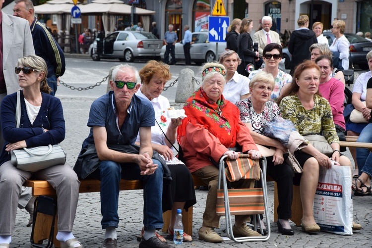 Pożegnanie ikony MB Częstochowskiej w diecezji łowickiej cz. II