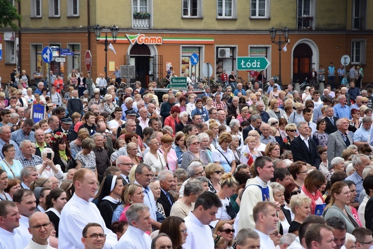 Pożegnanie ikony MB Częstochowskiej w diecezji łowickiej cz. II