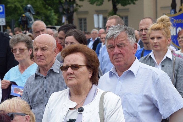 Pożegnanie ikony MB Częstochowskiej w diecezji łowickiej cz. II