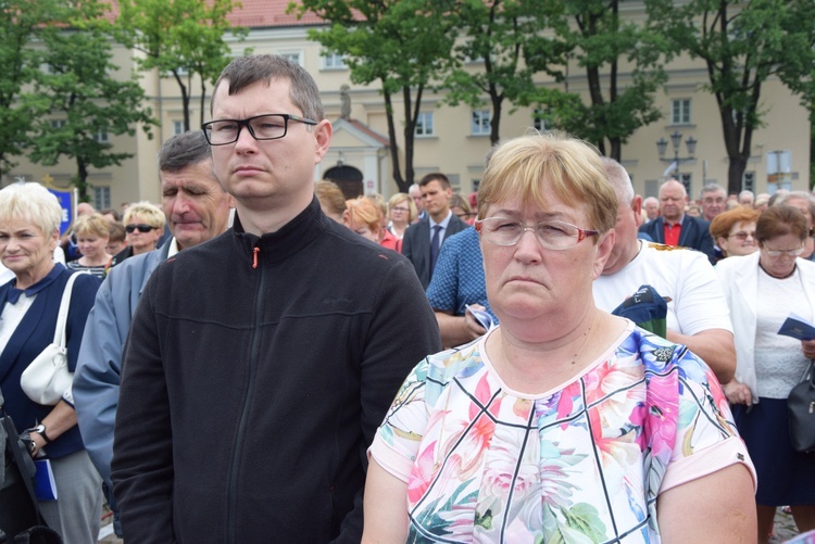 Pożegnanie ikony MB Częstochowskiej w diecezji łowickiej cz. II