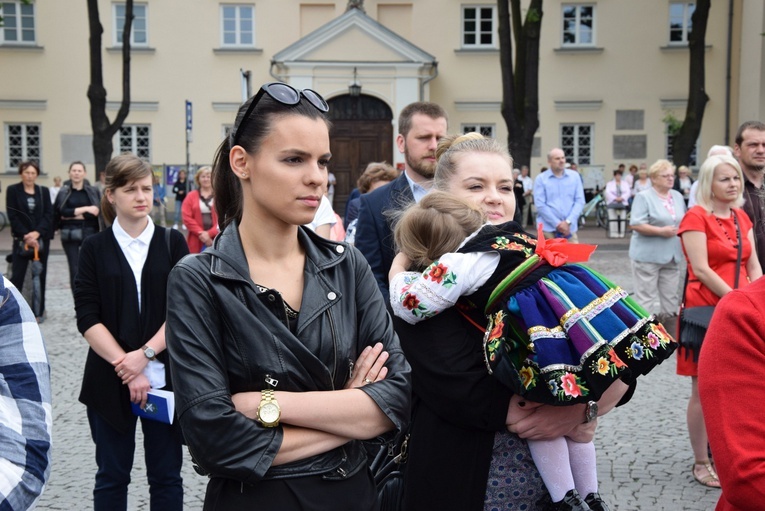 Pożegnanie ikony MB Częstochowskiej w diecezji łowickiej cz. II