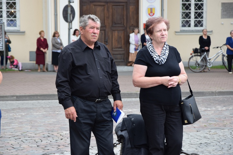 Pożegnanie ikony MB Częstochowskiej w diecezji łowickiej cz. II
