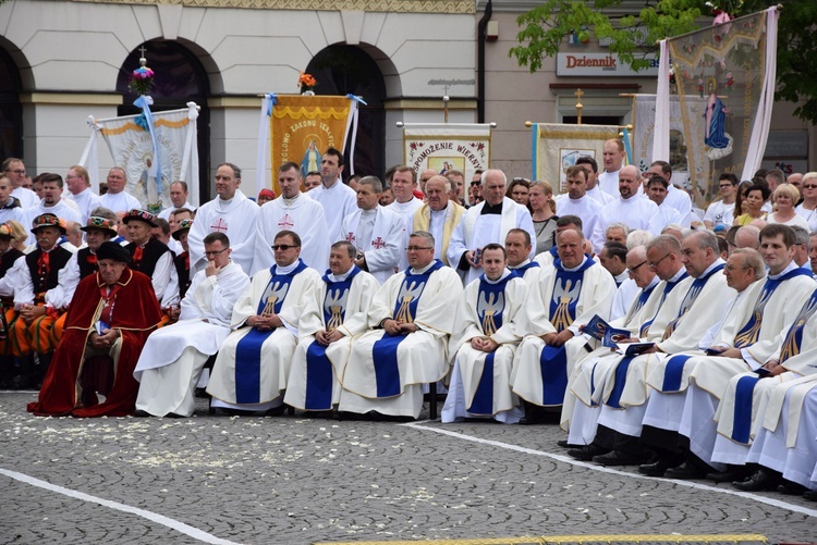 Pożegnanie ikony MB Częstochowskiej w diecezji łowickiej cz. II