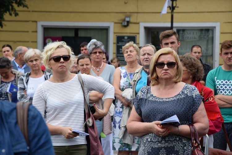 Pożegnanie ikony MB Częstochowskiej w diecezji łowickiej cz. II