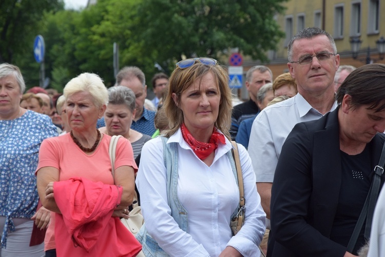 Pożegnanie ikony MB Częstochowskiej w diecezji łowickiej cz. II