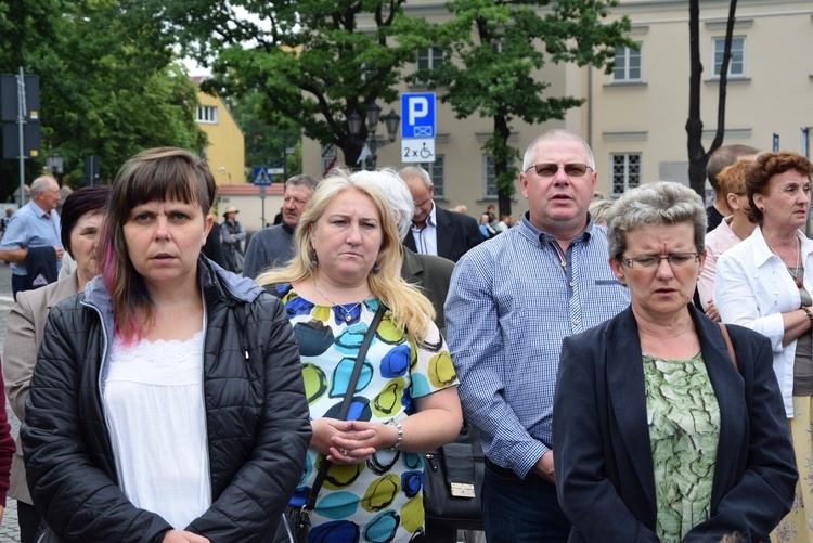 Pożegnanie ikony MB Częstochowskiej w diecezji łowickiej cz. II