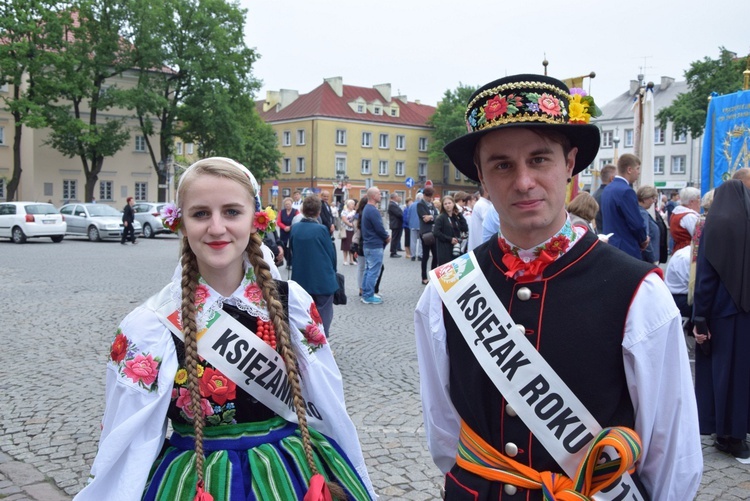 Pożegnanie ikony MB Częstochowskiej w diecezji łowickiej cz. II