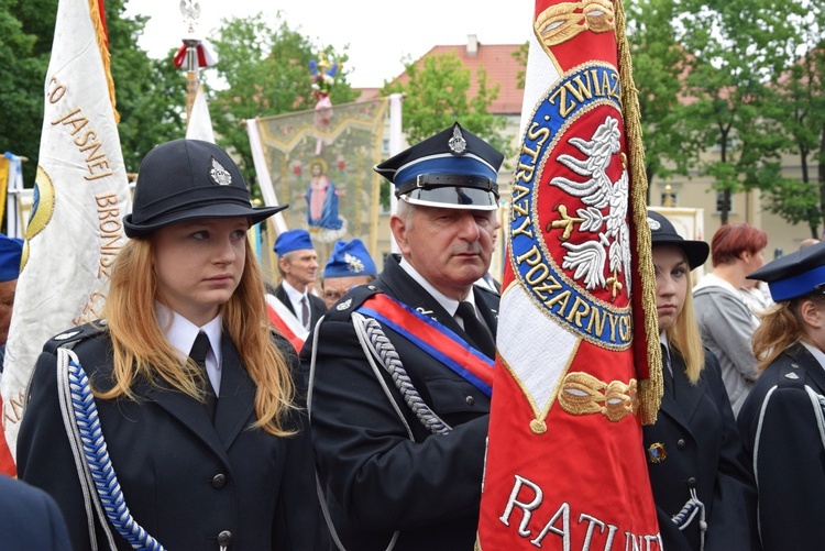 Pożegnanie ikony MB Częstochowskiej w diecezji łowickiej cz. II