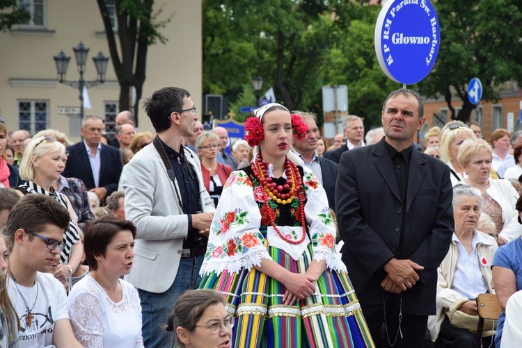 Pożegnanie ikony MB Częstochowskiej w diecezji łowickiej cz. II