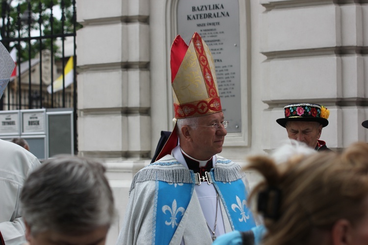 Pożegnanie ikony MB Częstochowskiej w diecezji łowickiej cz. III