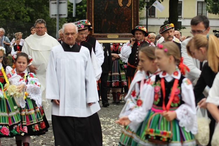 Pożegnanie ikony MB Częstochowskiej w diecezji łowickiej cz. III