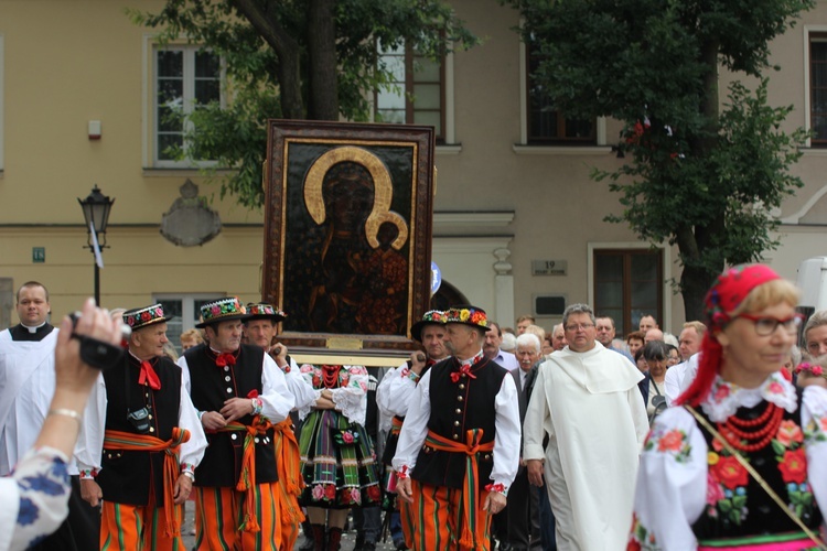 Pożegnanie ikony MB Częstochowskiej w diecezji łowickiej cz. III