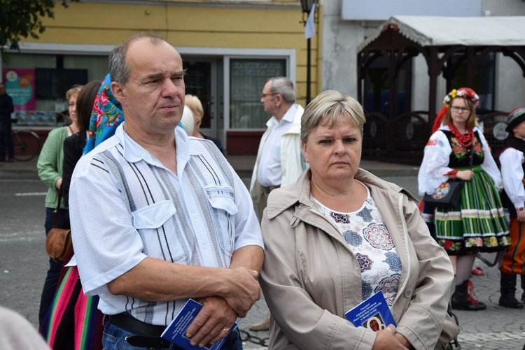 Pożegnanie ikony MB Częstochowskiej w diecezji łowickiej cz. II