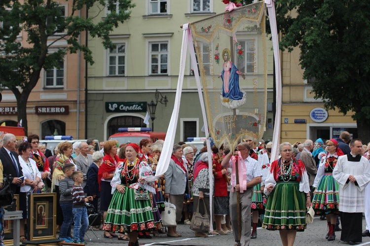 Pożegnanie ikony MB Częstochowskiej w diecezji łowickiej cz. III