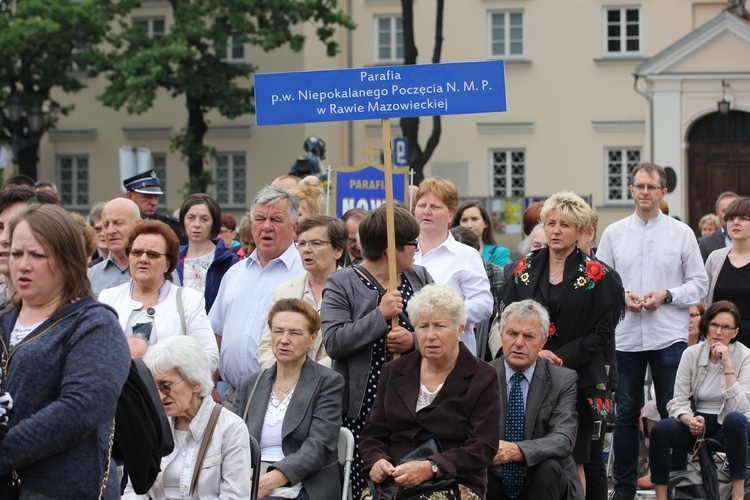 Pożegnanie ikony MB Częstochowskiej w diecezji łowickiej cz. III