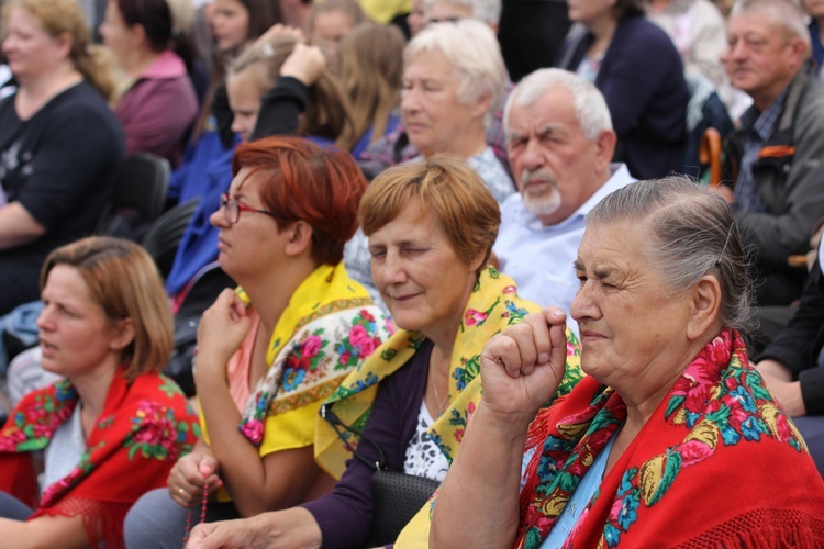 Pożegnanie ikony MB Częstochowskiej w diecezji łowickiej cz. III