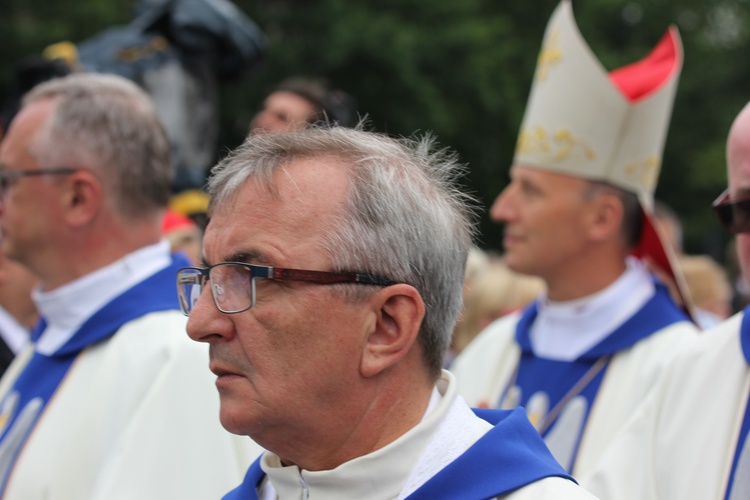 Pożegnanie ikony MB Częstochowskiej w diecezji łowickiej cz. III