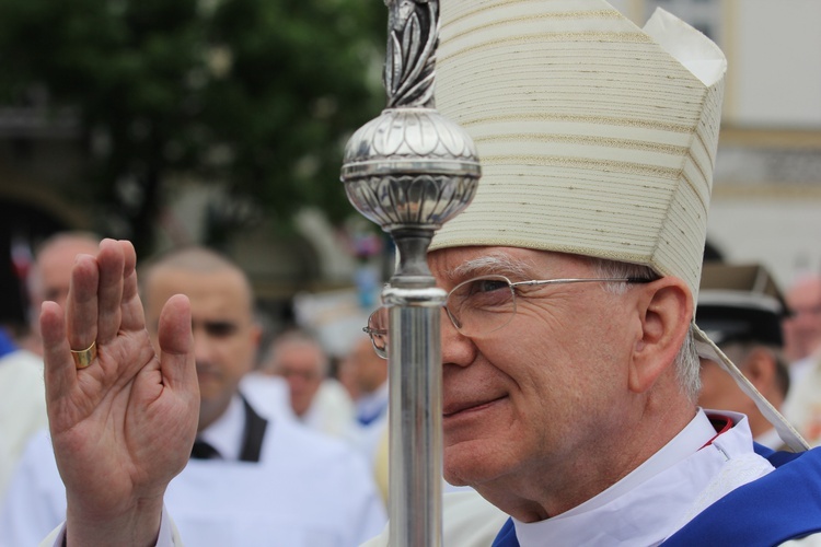 Pożegnanie ikony MB Częstochowskiej w diecezji łowickiej cz. III