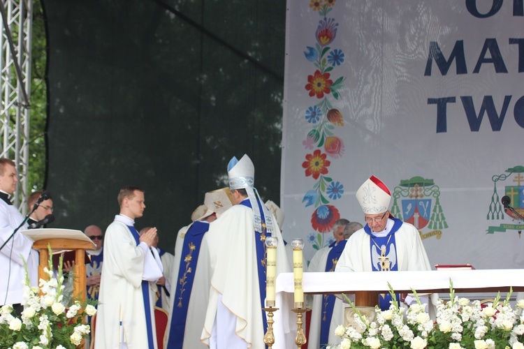 Pożegnanie ikony MB Częstochowskiej w diecezji łowickiej cz. III