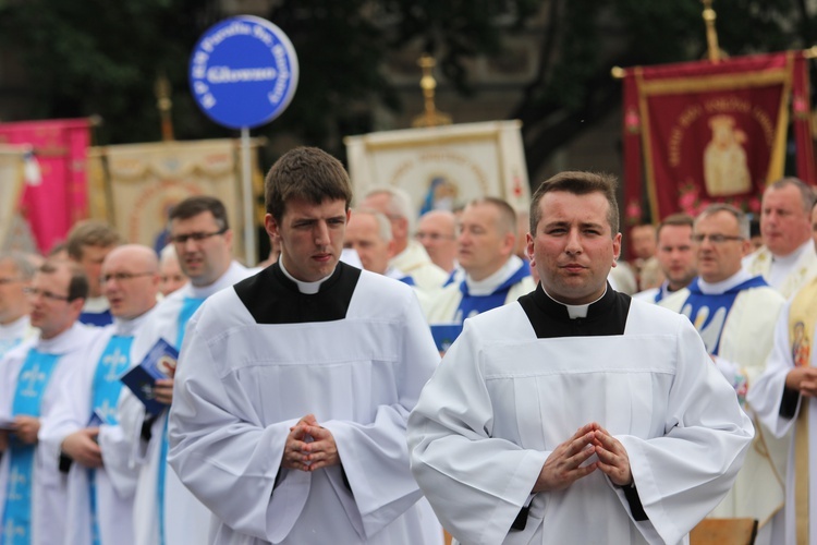 Pożegnanie ikony MB Częstochowskiej w diecezji łowickiej cz. III