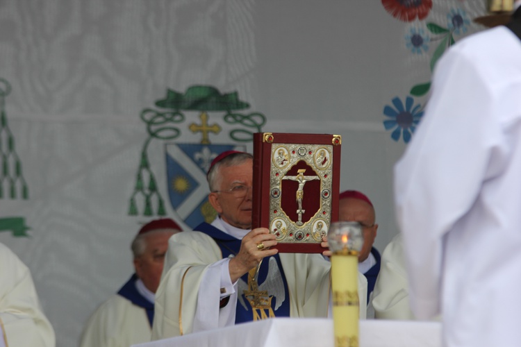 Pożegnanie ikony MB Częstochowskiej w diecezji łowickiej cz. III