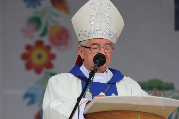 Pożegnanie ikony MB Częstochowskiej w diecezji łowickiej cz. III