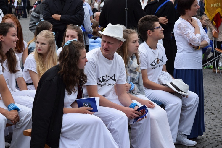 Pożegnanie ikony MB Częstochowskiej w diecezji łowickiej cz. II