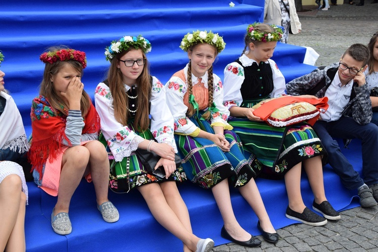 Pożegnanie ikony MB Częstochowskiej w diecezji łowickiej cz. II