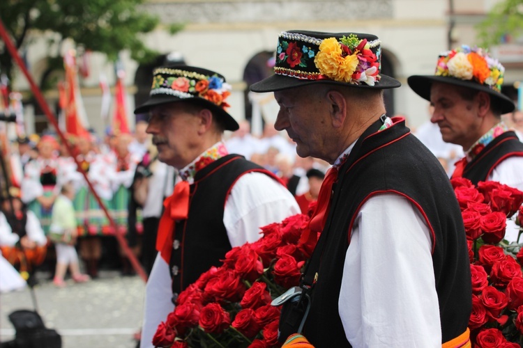 Pożegnanie ikony MB Częstochowskiej w diecezji łowickiej cz. III