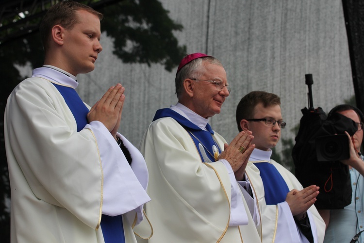 Pożegnanie ikony MB Częstochowskiej w diecezji łowickiej cz. III