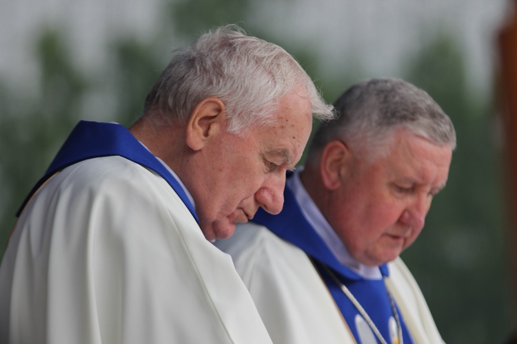 Pożegnanie ikony MB Częstochowskiej w diecezji łowickiej cz. III