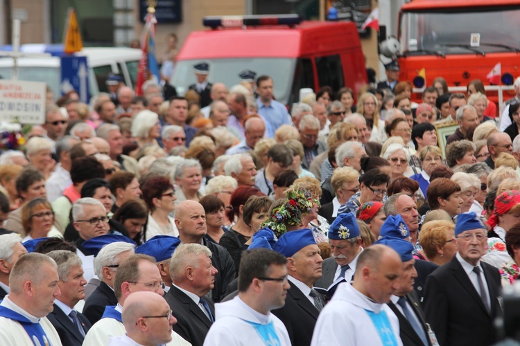 Pożegnanie ikony MB Częstochowskiej w diecezji łowickiej cz. III