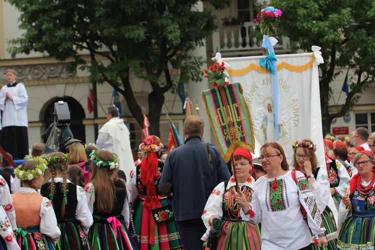 Pożegnanie ikony MB Częstochowskiej w diecezji łowickiej cz. III