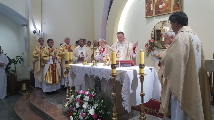 Konsekracja kościoła w Chromtau