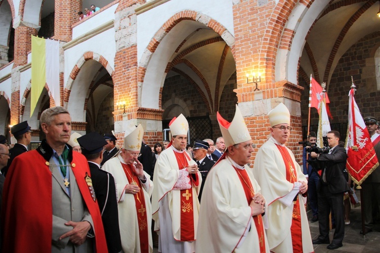 Obchody  50. rocznicy milenium chrztu Polski w Tumie